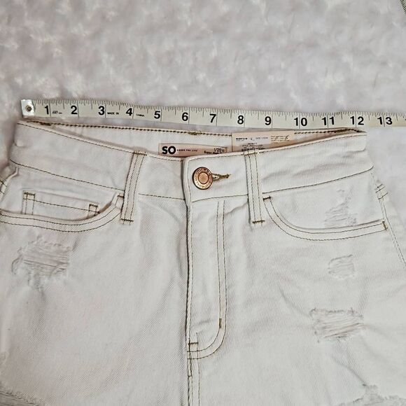 Super High Rise Cutoff Short With Rainbow Pocket - Picture 6 of 7